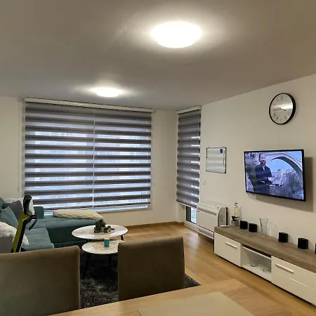 - Ilidza Lägenhet *